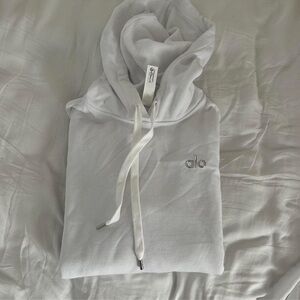 alo yoga hoodie
